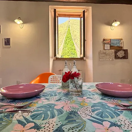 Casa In Umbria - Nella Valle Del Menotre Vicino Rasiglia, Foligno, Assisi,perugia